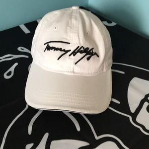 Tommy Hilfiger Hat